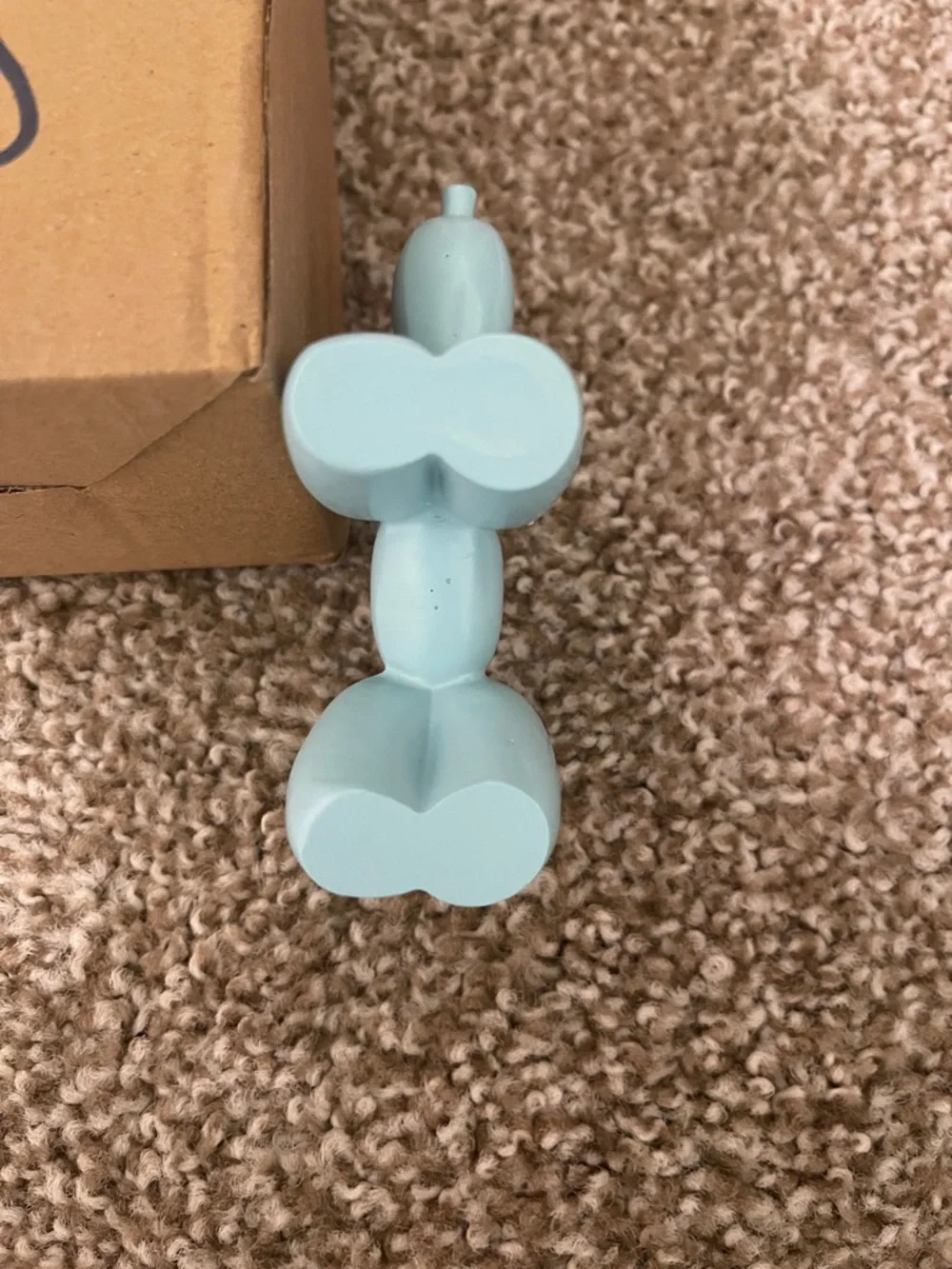 Light Blue Balloon Dog Figurine - Picture 4 of 4
